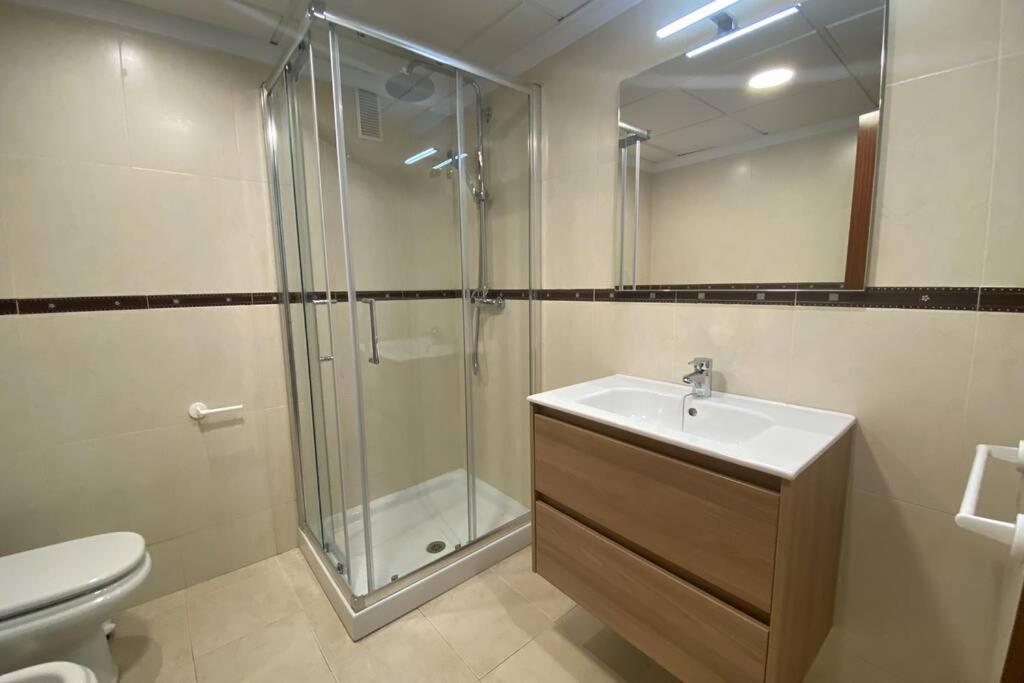 Maravilloso Apartamento En Primera Linea De Playa Con Vistas Al Mar En Caleta De Velez 2 D Exterior foto