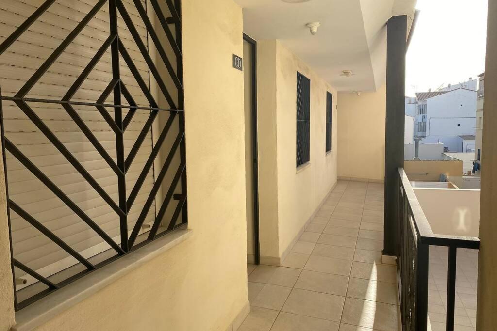 Maravilloso Apartamento En Primera Linea De Playa Con Vistas Al Mar En Caleta De Velez 2 D Exterior foto